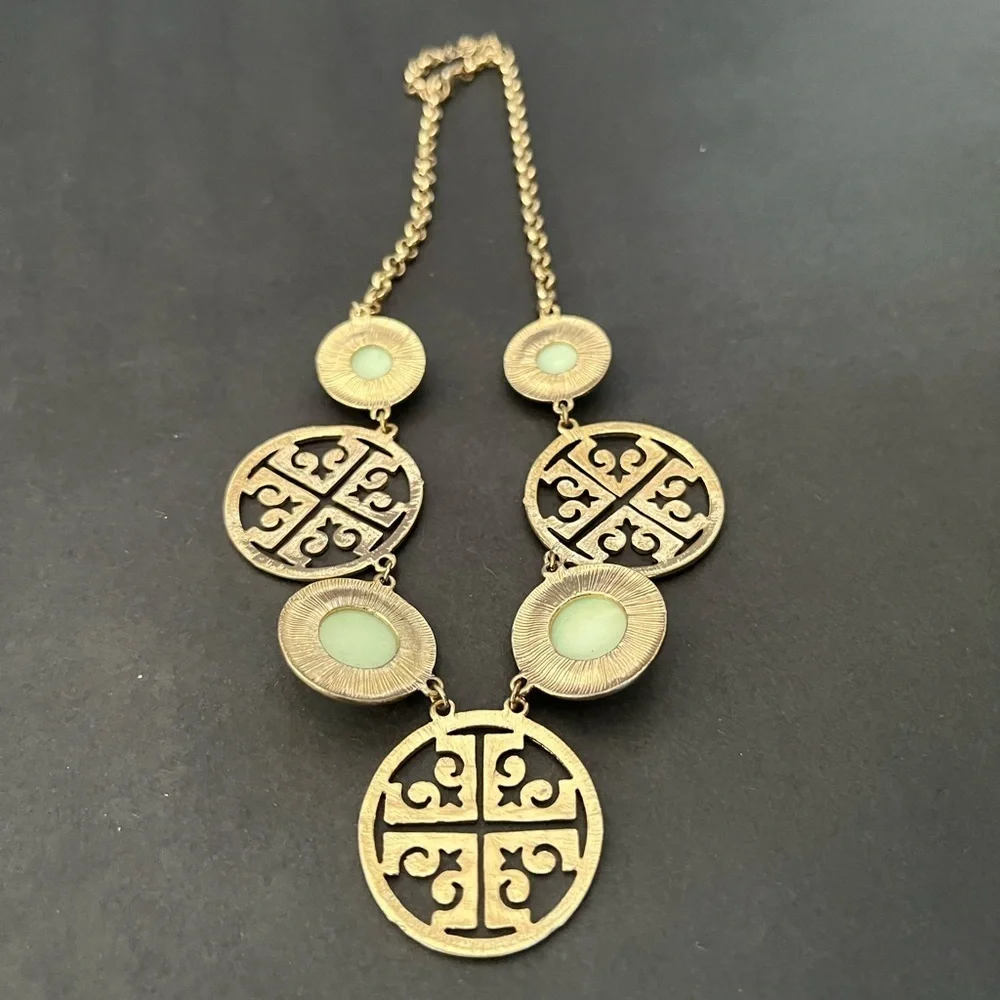Isis Fashion Jewelry Blue and Golden Set - Picture 3 of 4